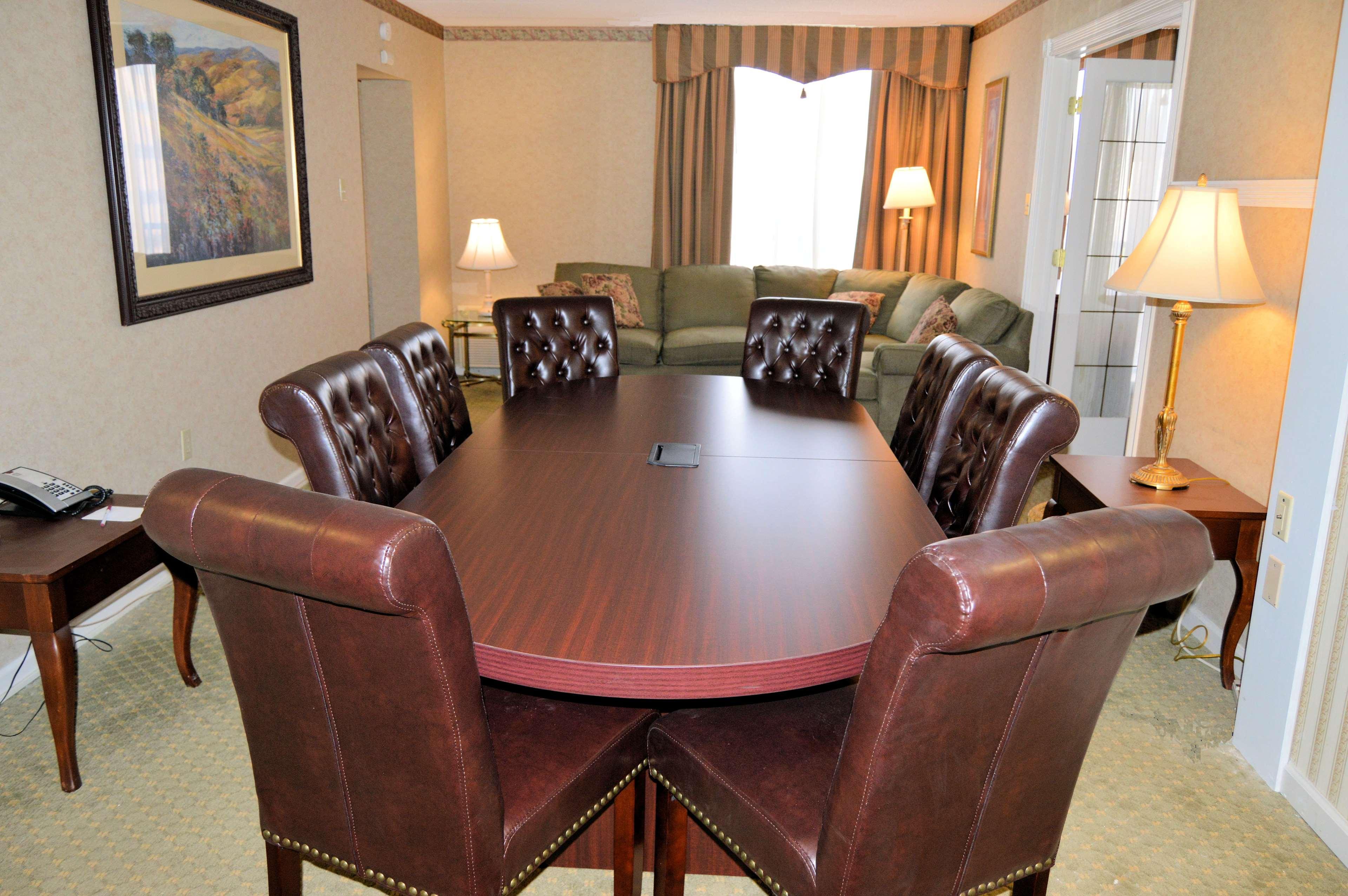 Best Western Plus Wilkes Barre Center City Экстерьер фото