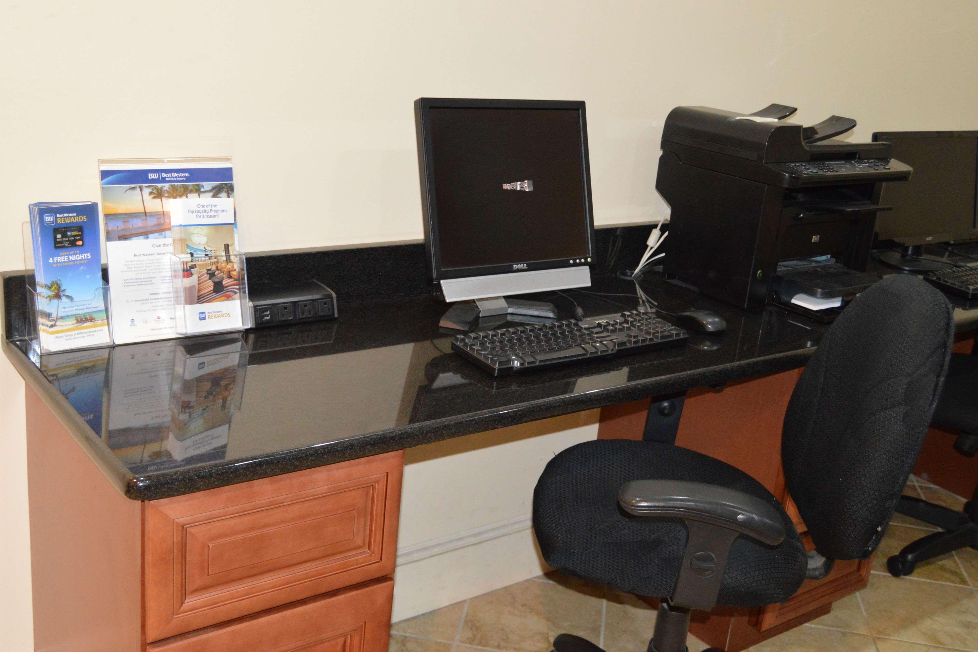 Best Western Plus Wilkes Barre Center City Экстерьер фото
